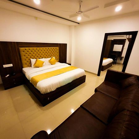 Thejaswini Residency Cheruvathur Nileshwar Экстерьер фото
