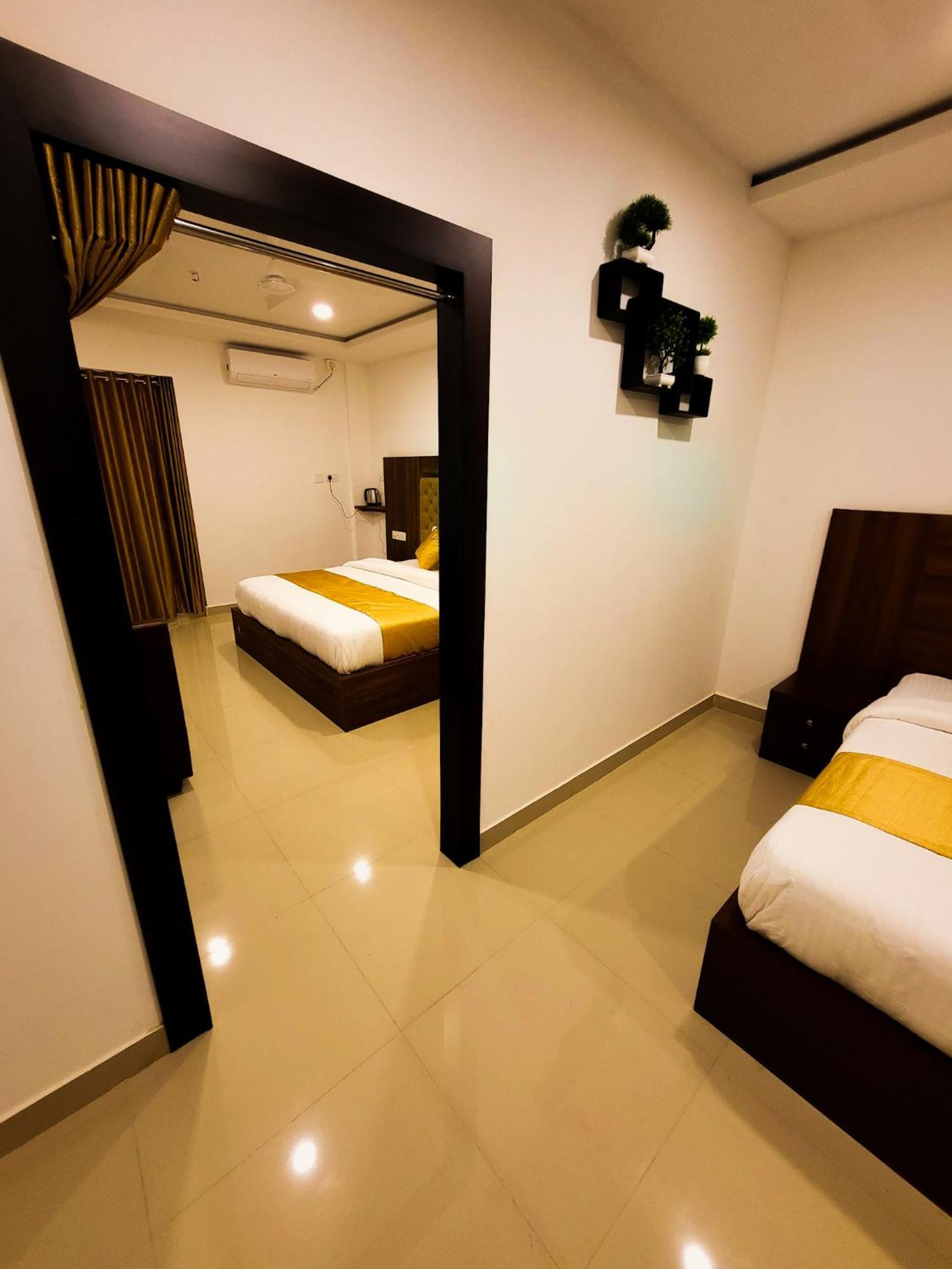 Thejaswini Residency Cheruvathur Nileshwar Экстерьер фото