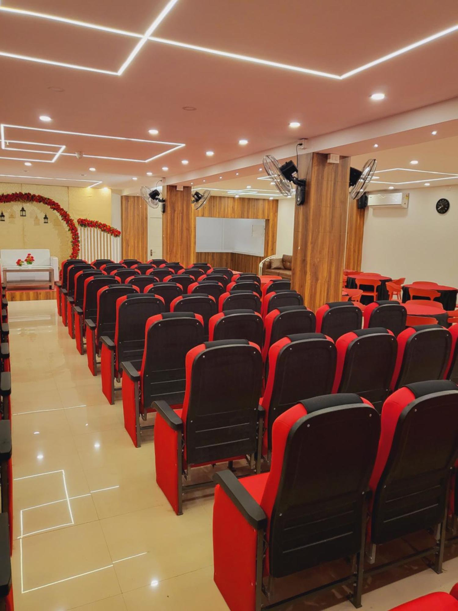 Thejaswini Residency Cheruvathur Nileshwar Экстерьер фото